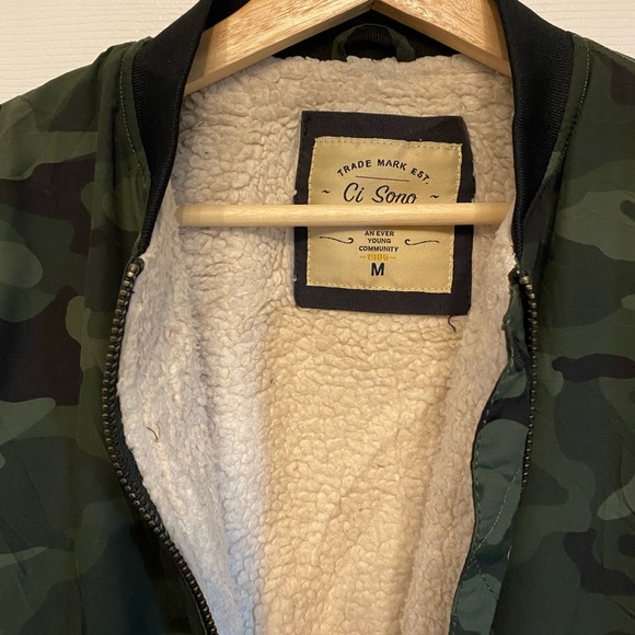 Ci Sono Sherpa line Camo Womens Bomber Jacket Size Medium - Picture 3 of 10